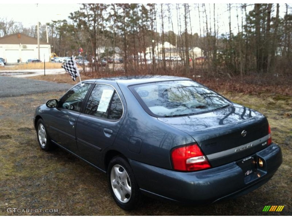 2001 Altima GXE - Opal Blue Metallic / Dusk photo #5