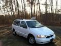 Nordic White 2000 Nissan Quest Gallery
