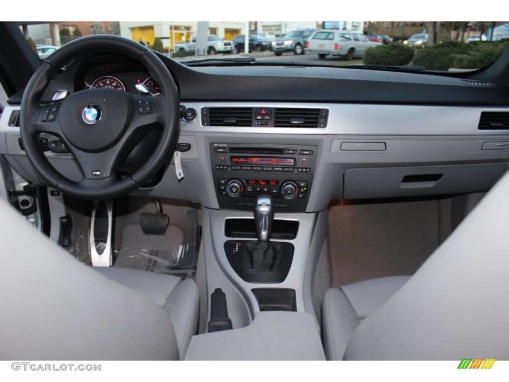 2010 BMW 3 Series 335i xDrive Coupe Gray Dakota Leather Dashboard Photo #59887772