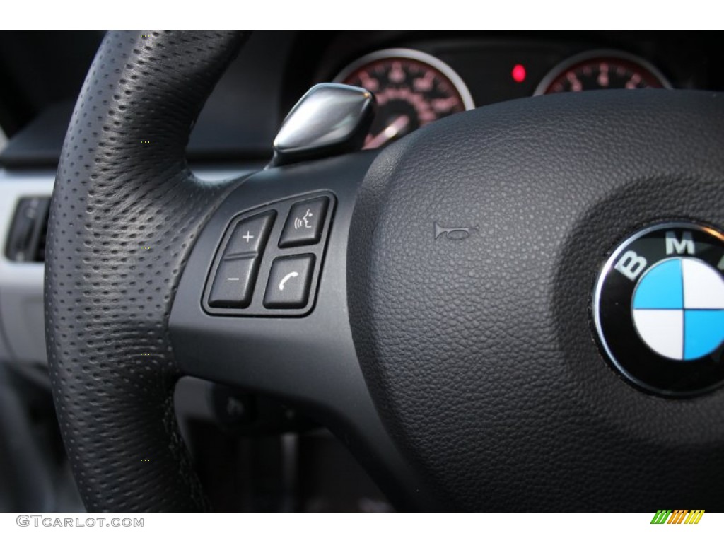 2010 BMW 3 Series 335i xDrive Coupe Controls Photo #59887790