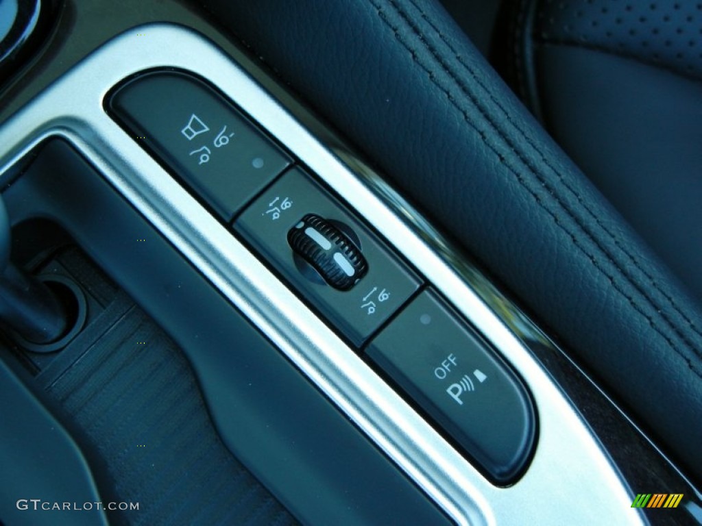 2009 Mercedes-Benz SL 63 AMG Roadster Controls Photo #59887849