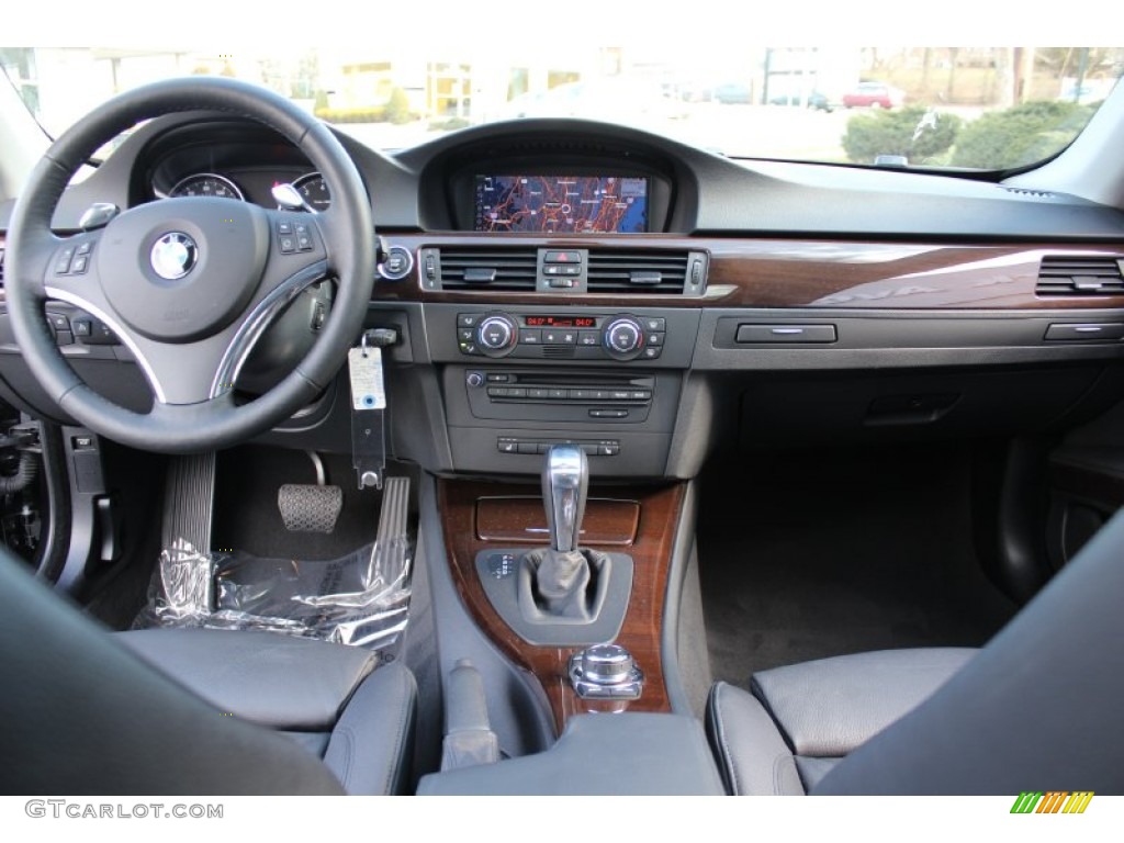 2009 3 Series 335xi Coupe - Black Sapphire Metallic / Black photo #13
