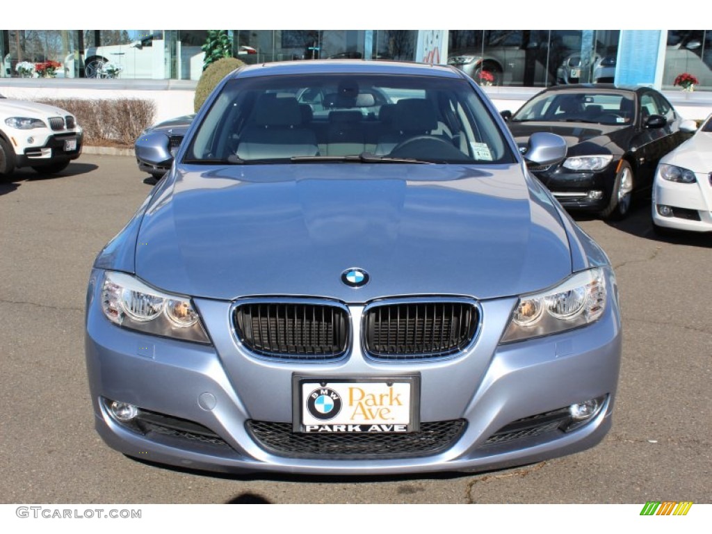 2009 3 Series 328xi Sedan - Blue Water Metallic / Grey photo #2