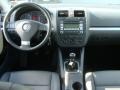 Black Uni - Jetta SE Sedan Photo No. 7