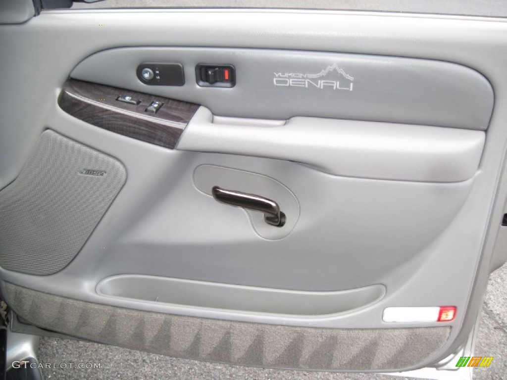 2002 GMC Yukon Denali AWD Door Panel Photos