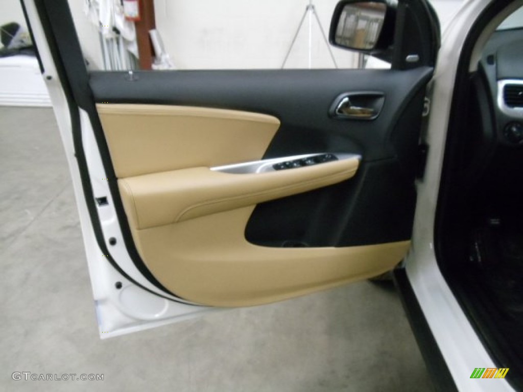 2012 Dodge Journey Crew AWD Black/Light Frost Beige Door Panel Photo #59899295