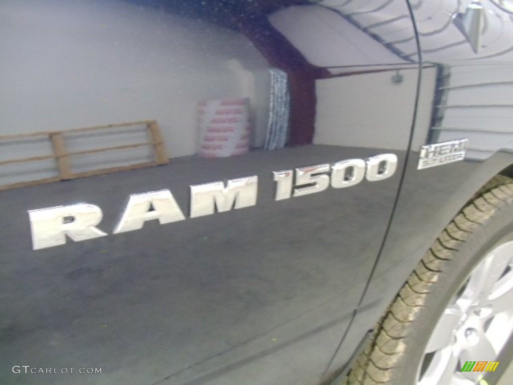 2012 Ram 1500 Express Crew Cab 4x4 - True Blue Pearl / Dark Slate Gray/Medium Graystone photo #31