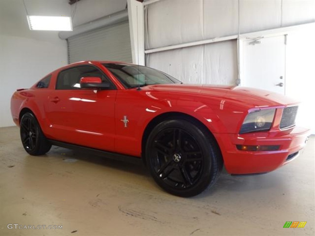 2007 Mustang V6 Premium Coupe - Torch Red / Dark Charcoal photo #3