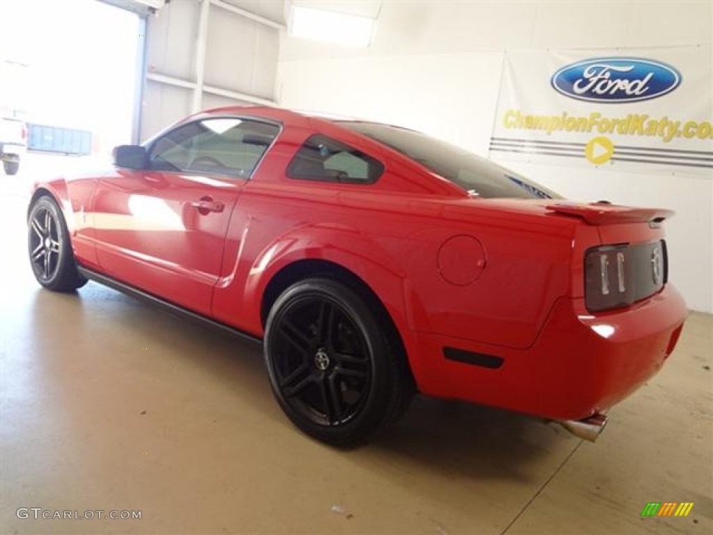 2007 Mustang V6 Premium Coupe - Torch Red / Dark Charcoal photo #7