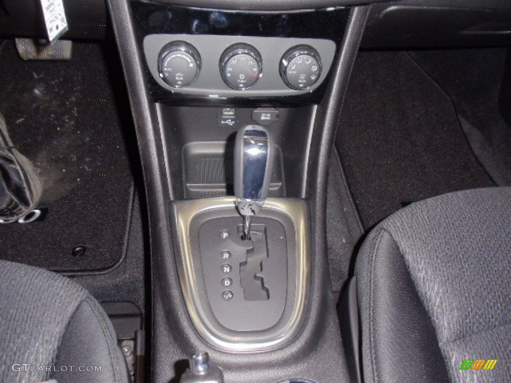 2012 Chrysler 200 Touring Sedan 6 Speed AutoStick Automatic Transmission Photo #59901320