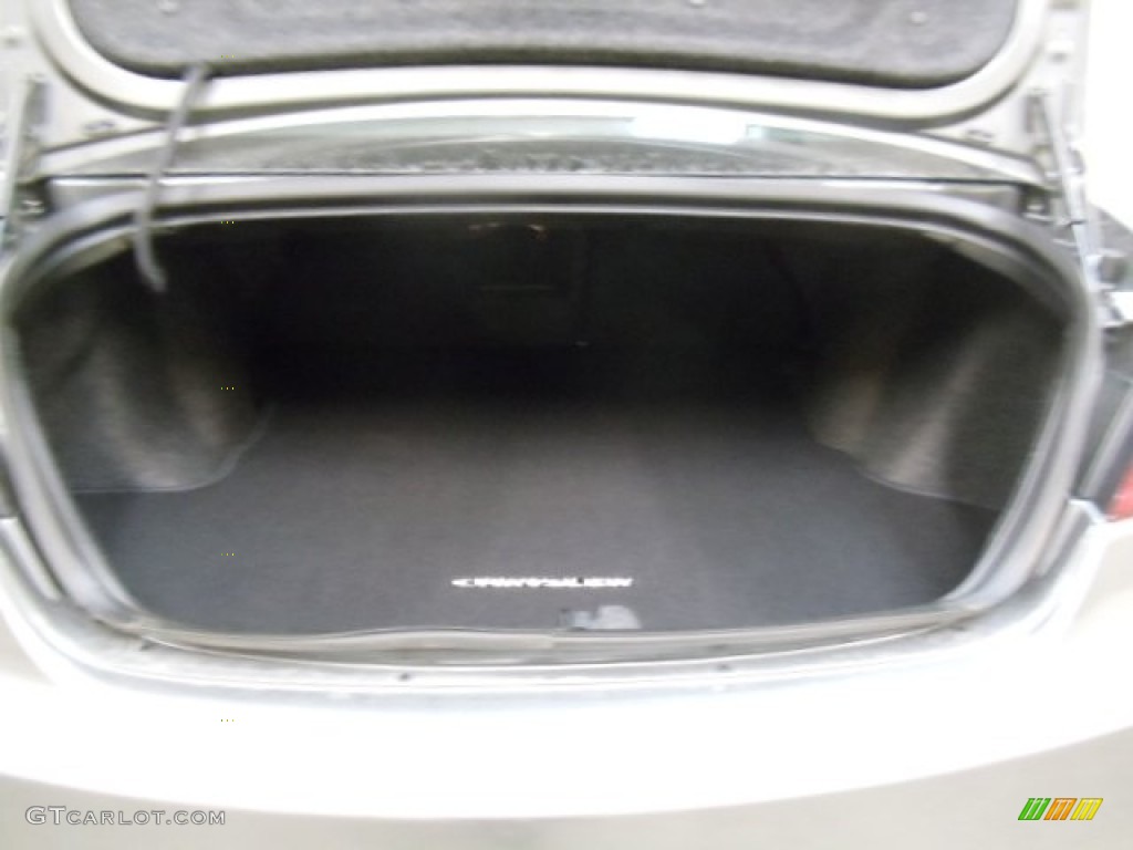 2012 Chrysler 200 Touring Sedan Trunk Photo #59901413