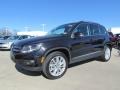 Deep Black Metallic - Tiguan SE Photo No. 1