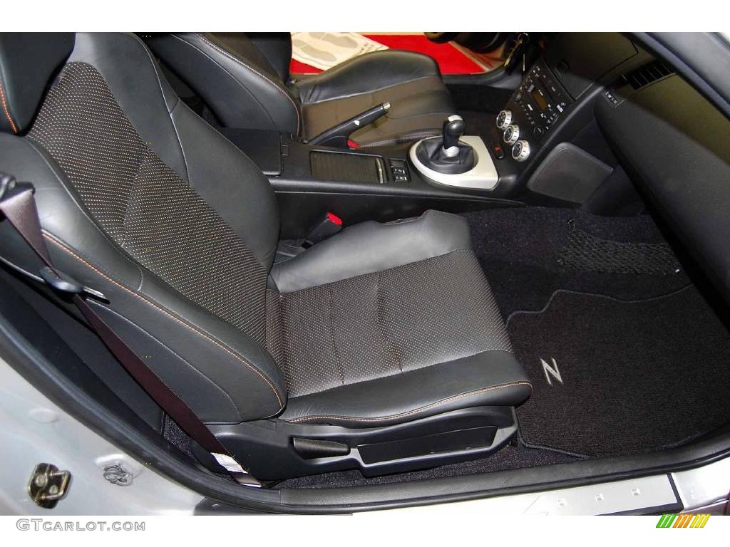 Charcoal Leather Interior 2006 Nissan 350Z Grand Touring Coupe Photo #5990451