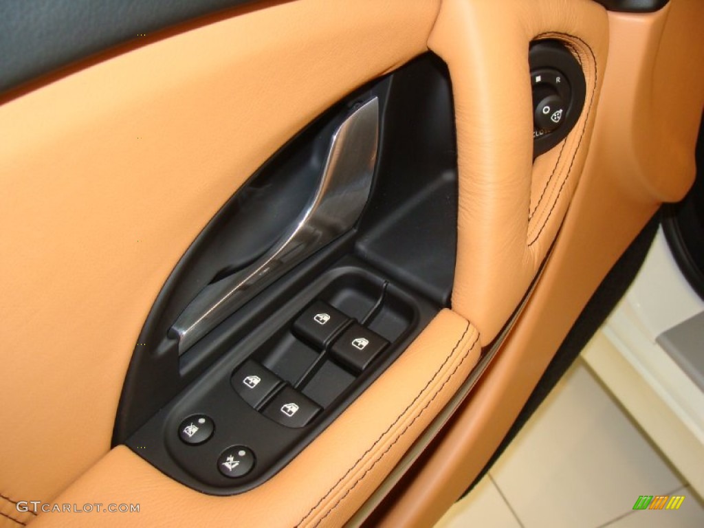 2012 Maserati Quattroporte S Controls Photo #59908514