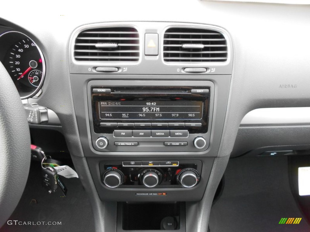2012 Volkswagen Golf 2 Door Controls Photo #59908601