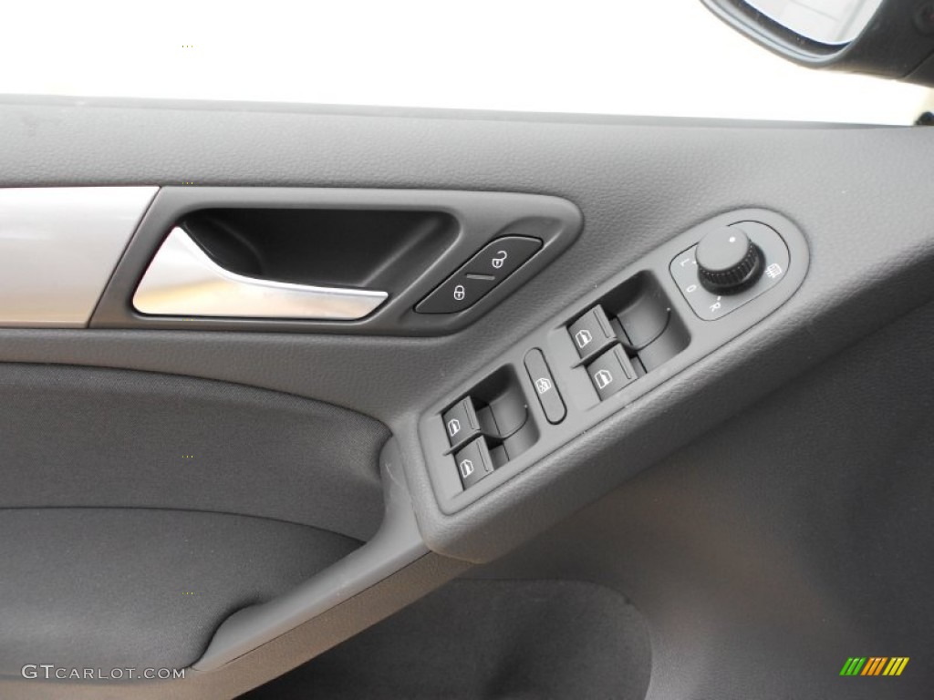 2012 Volkswagen Golf 4 Door TDI Controls Photo #59908826