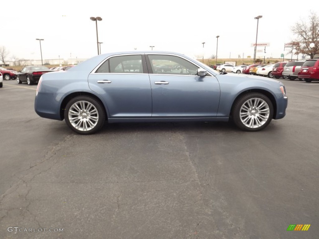 Sapphire Crystal Metallic 2011 Chrysler 300 C Hemi Exterior Photo #59910111