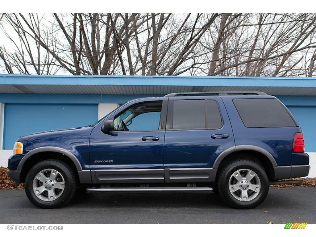 2004 Explorer XLT 4x4 - Dark Blue Pearl Metallic / Graphite photo #4