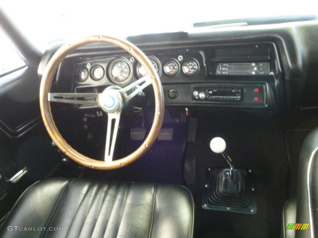 1972 Chevelle SS - Mulsanne Blue / Black photo #14
