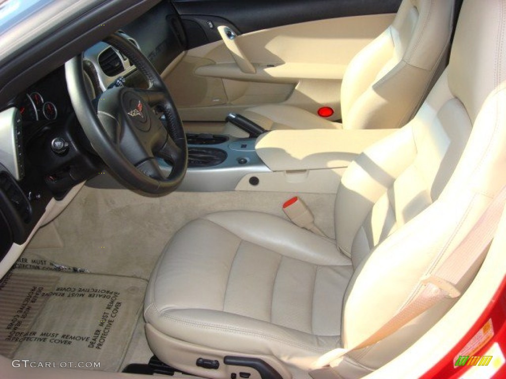 Cashmere Interior 2005 Chevrolet Corvette Coupe Photo #59914436