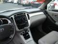 Millenium Silver Metallic - Highlander V6 Photo No. 19