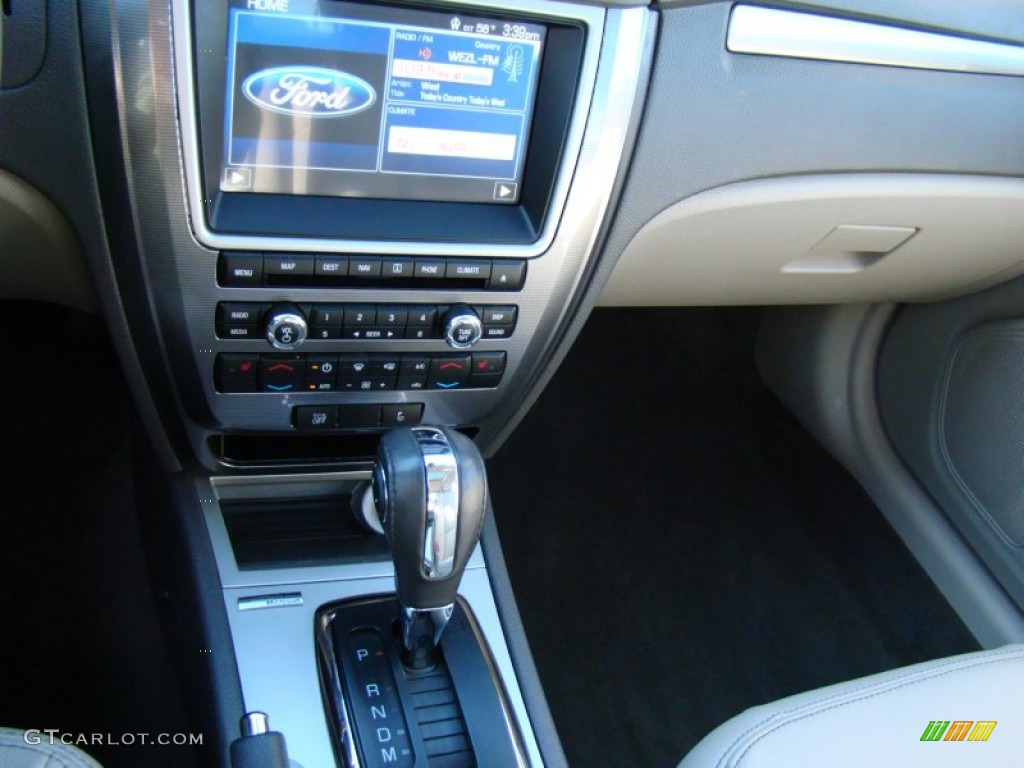 2011 Fusion SEL V6 - Tuxedo Black Metallic / Medium Light Stone photo #22