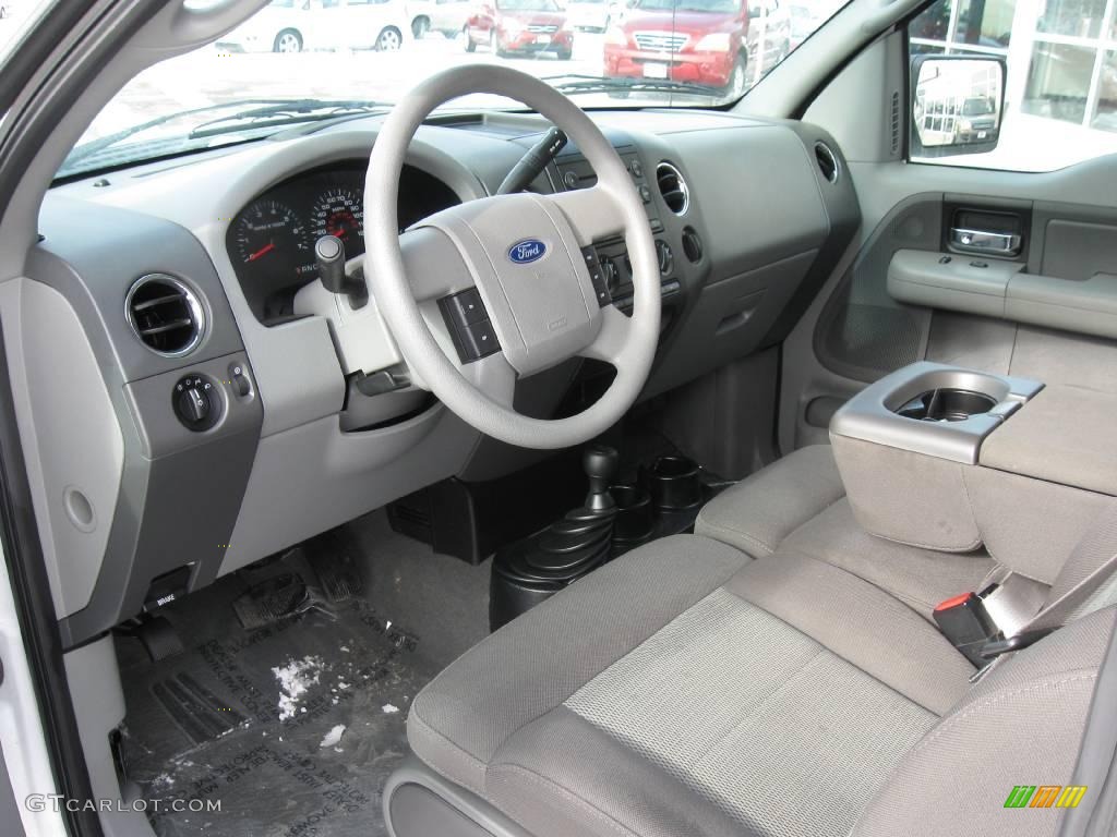 2006 F150 XLT SuperCab 4x4 - Oxford White / Medium/Dark Flint photo #3