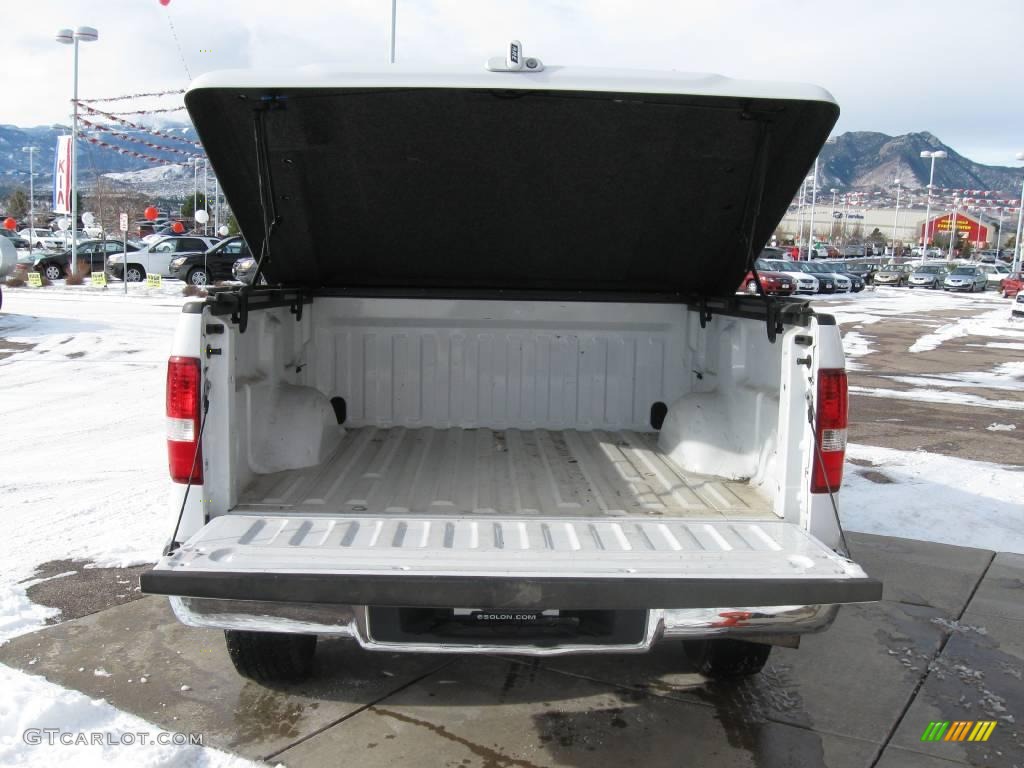 2006 F150 XLT SuperCab 4x4 - Oxford White / Medium/Dark Flint photo #6