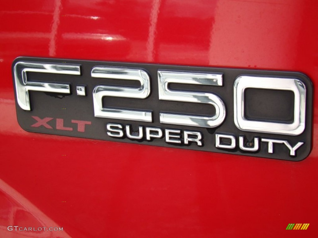 2004 Ford F250 Super Duty FX4 Crew Cab 4x4 Marks and Logos Photos