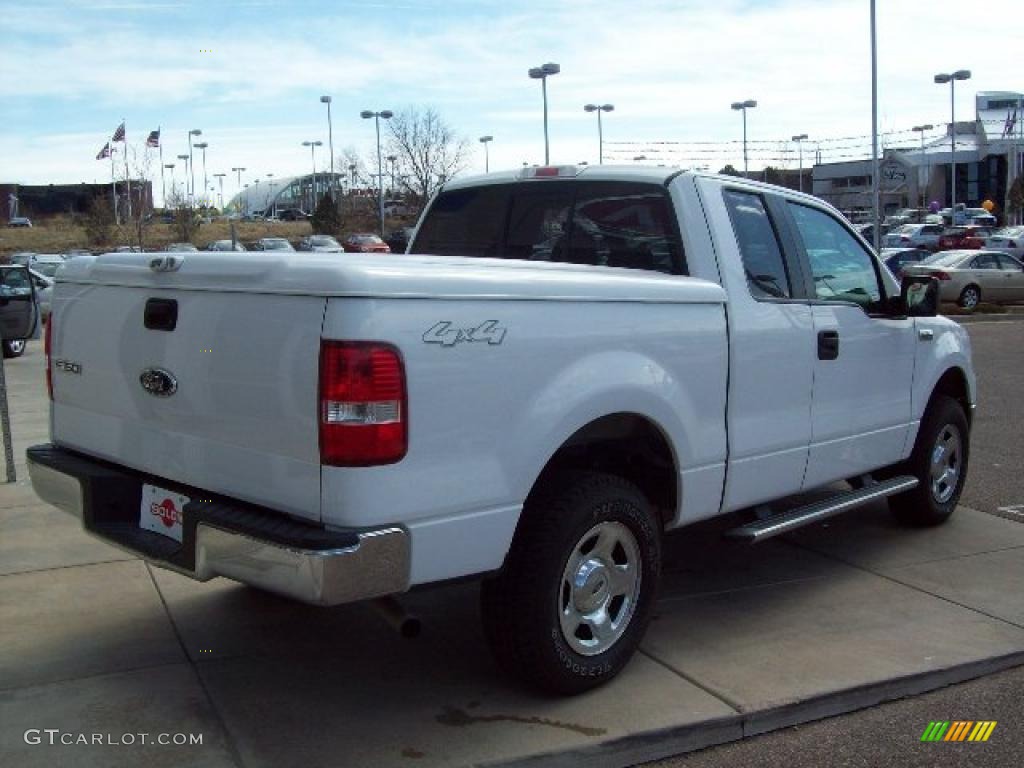 2006 F150 XLT SuperCab 4x4 - Oxford White / Medium/Dark Flint photo #12