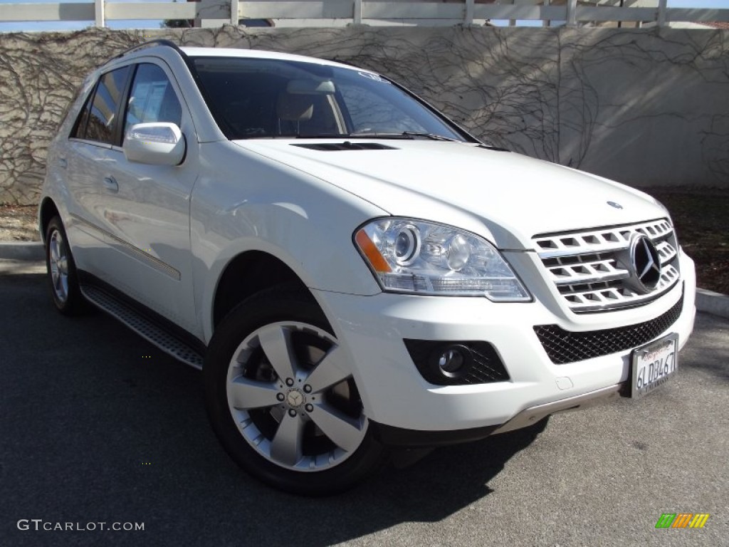 2010 ML 350 - Arctic White / Cashmere photo #1