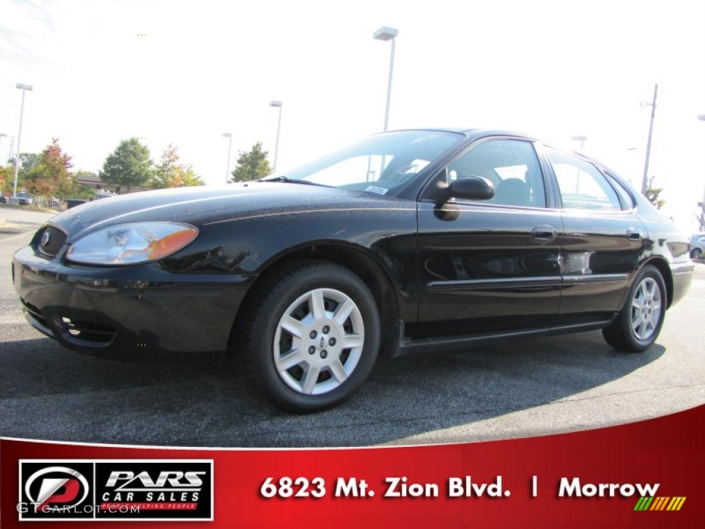 2006 Taurus SE - Black / Medium/Dark Pebble Beige photo #1