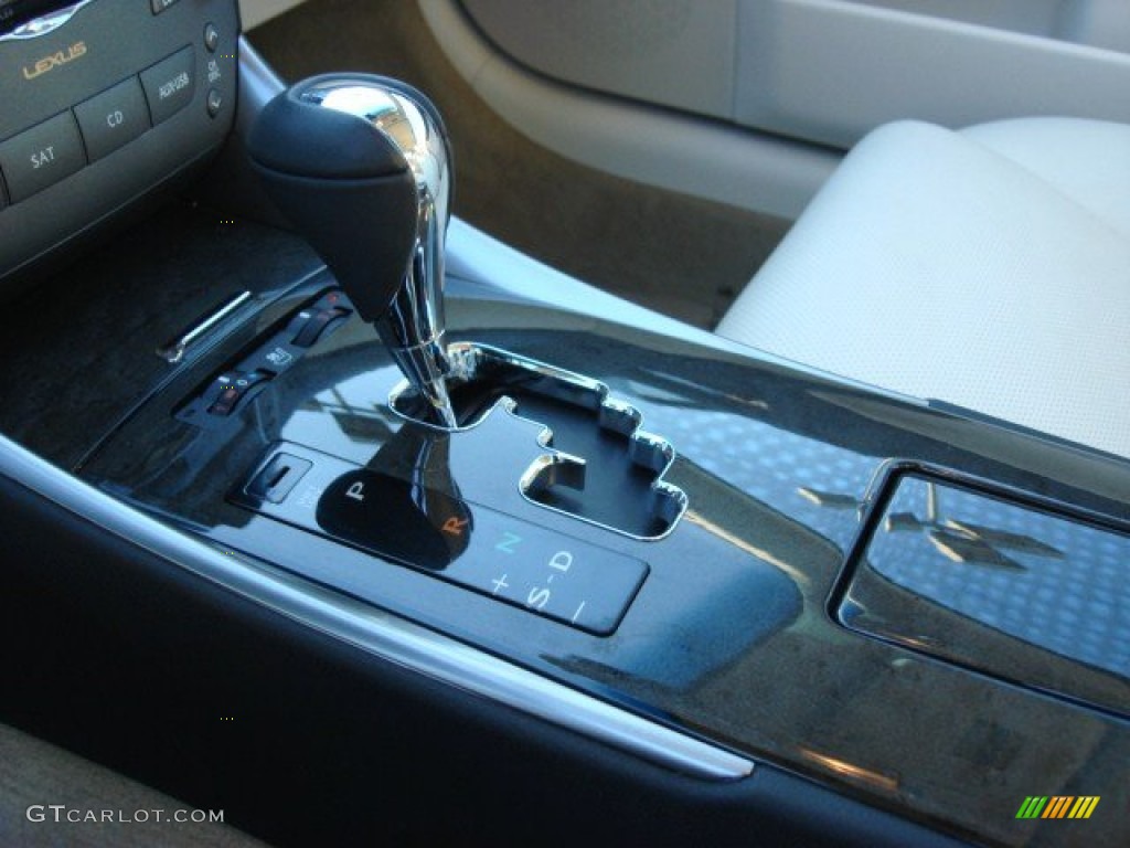 2010 Lexus IS 350C Convertible Transmission Photos