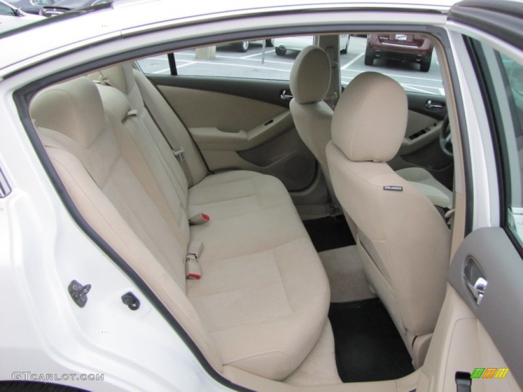 2010 Nissan Altima 2.5 S Rear Seat Photo #59923094