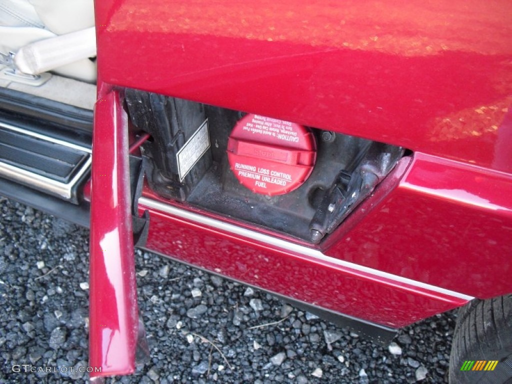 1993 Allante Convertible - Pearl Red / Natural Beige photo #35