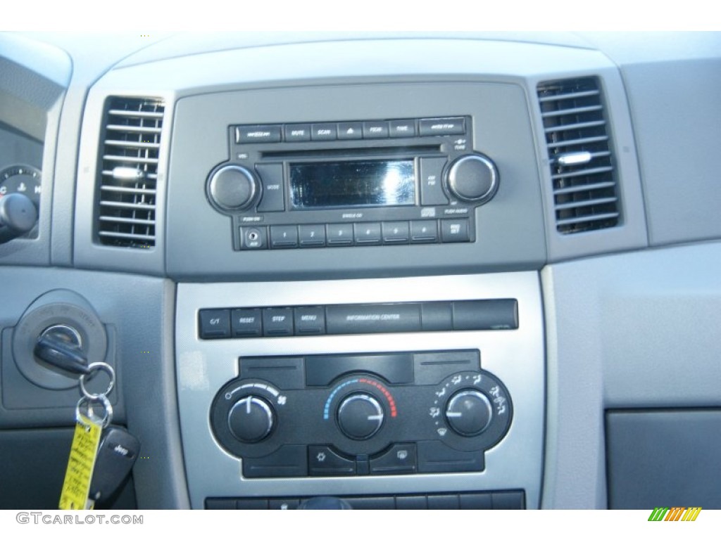 2007 Grand Cherokee Laredo 4x4 - Mineral Gray Metallic / Medium Slate Gray photo #22