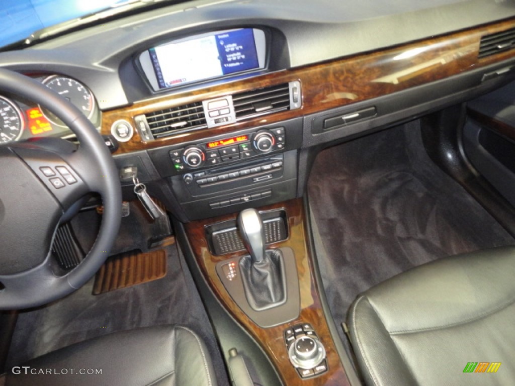 2011 3 Series 335i xDrive Sedan - Jet Black / Black photo #17
