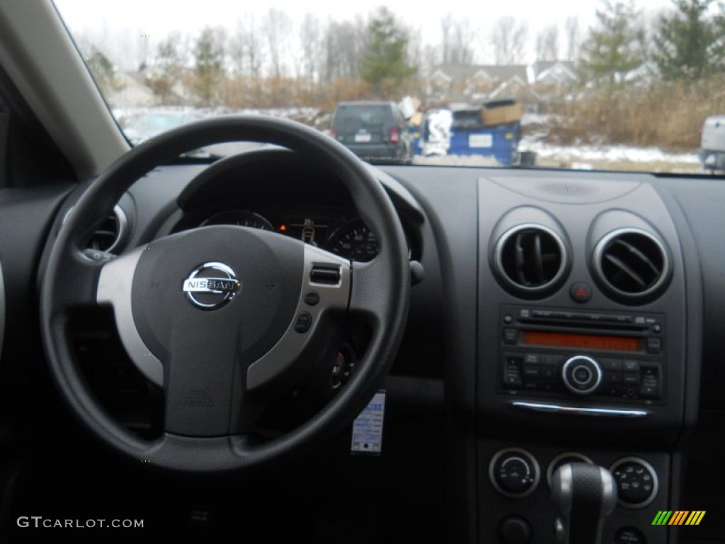 2011 Rogue S AWD - Gotham Gray Metallic / Black photo #4