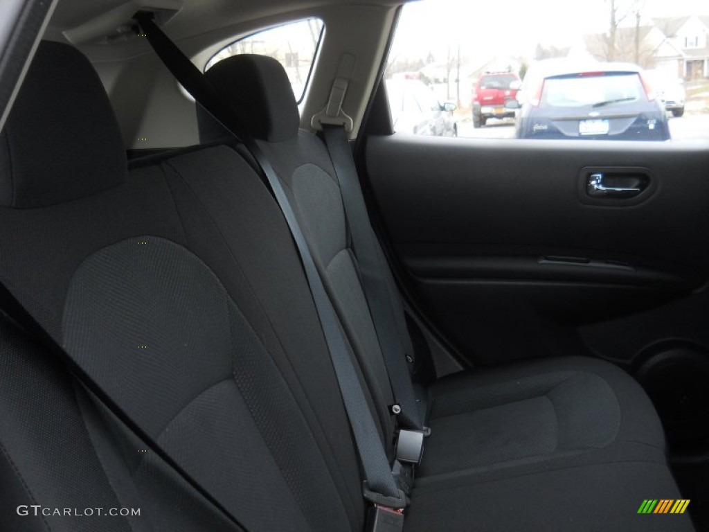 2011 Rogue S AWD - Gotham Gray Metallic / Black photo #8