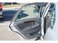 Silver Metallic - S40 1.9T Photo No. 13