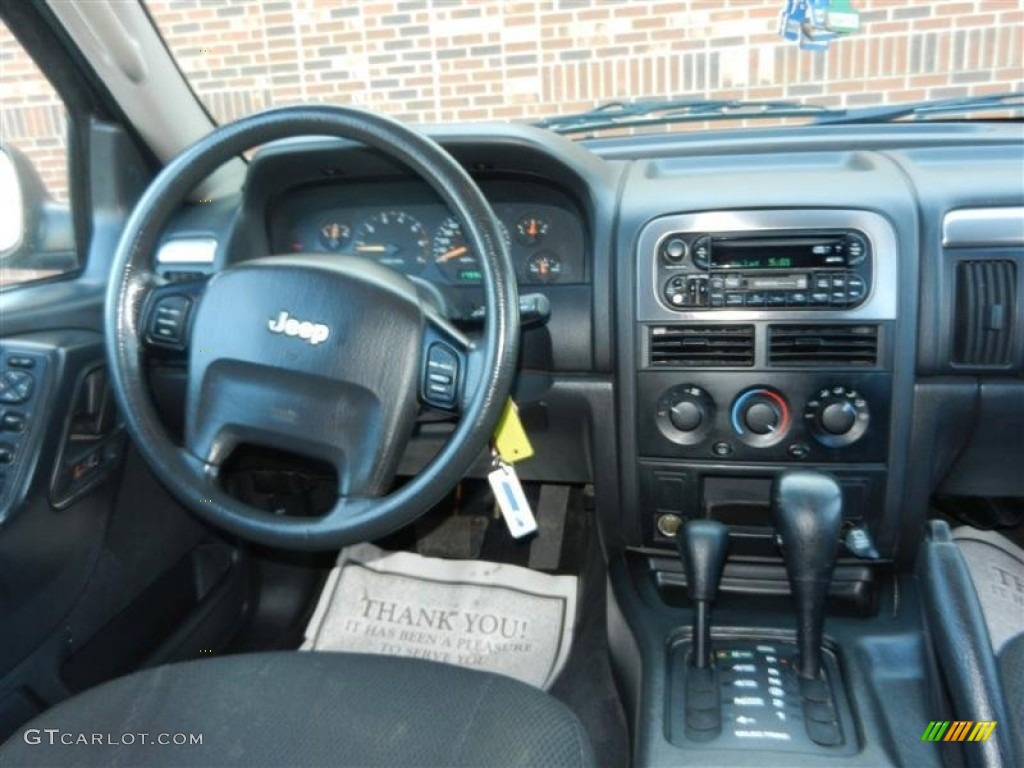 2003 Grand Cherokee Laredo 4x4 - Graphite Metallic / Dark Slate Gray photo #5