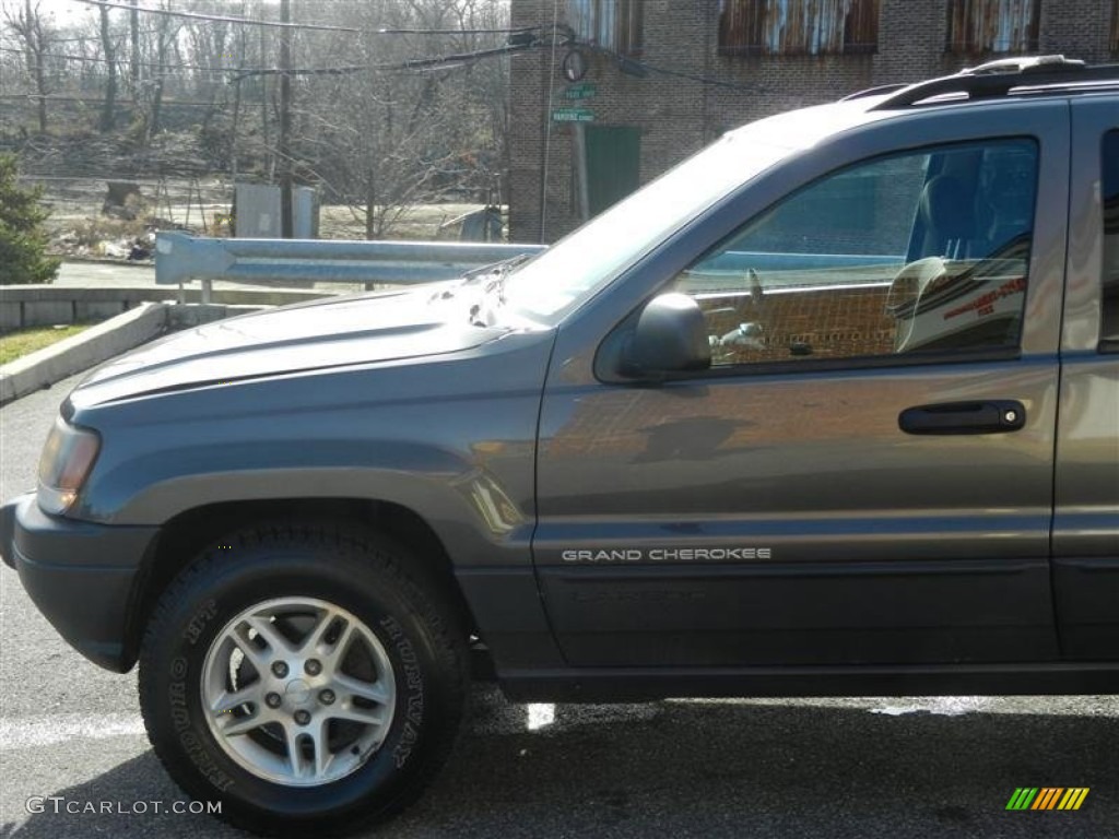 2003 Grand Cherokee Laredo 4x4 - Graphite Metallic / Dark Slate Gray photo #30