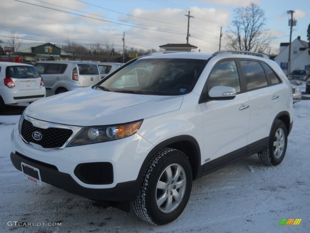 2011 Sorento LX V6 AWD - Snow White Pearl / Black photo #1