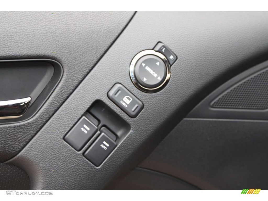 2011 Hyundai Genesis Coupe 3.8 Grand Touring Controls Photo #59933585