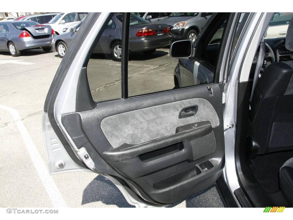2002 CR-V EX 4WD - Satin Silver Metallic / Black photo #16