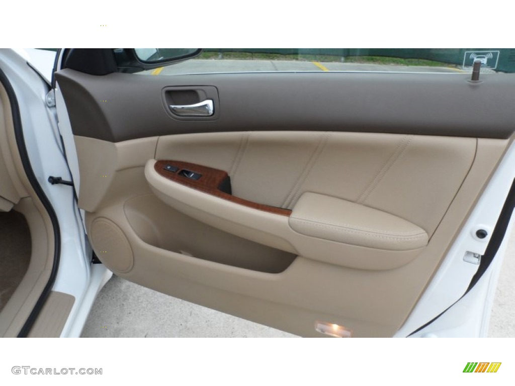 2007 Accord EX-L V6 Sedan - Taffeta White / Ivory photo #18