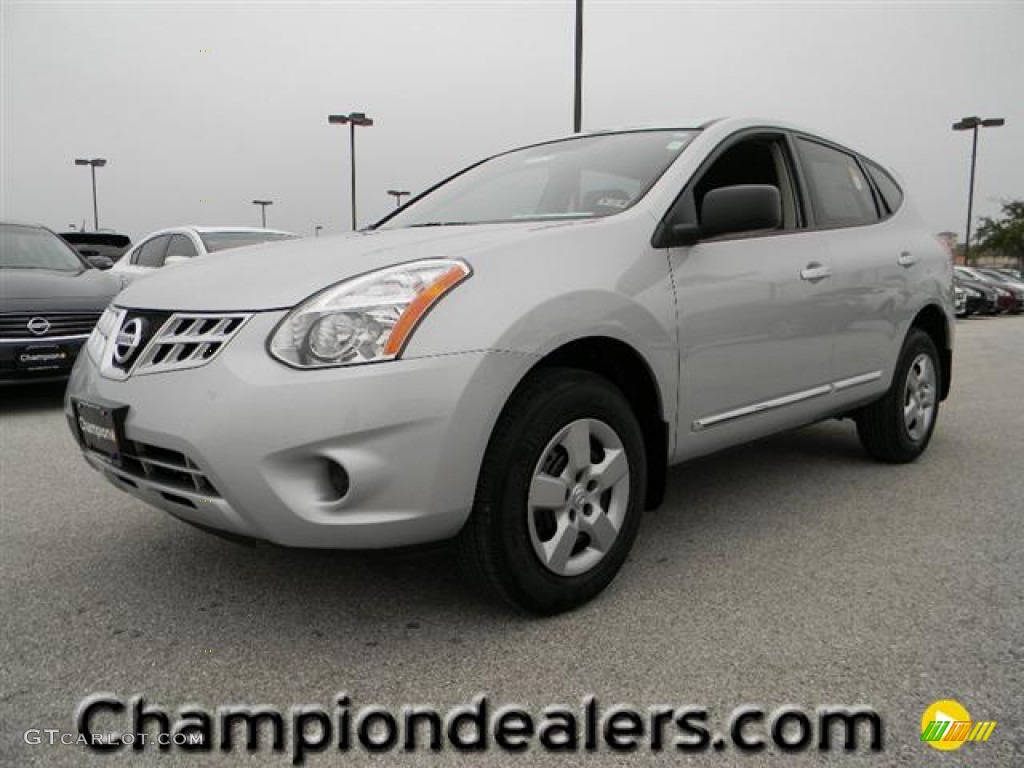 Brilliant Silver Nissan Rogue