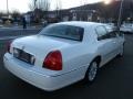 2004 Vibrant White Lincoln Town Car Ultimate  photo #5