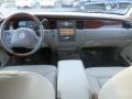 2004 Vibrant White Lincoln Town Car Ultimate  photo #11