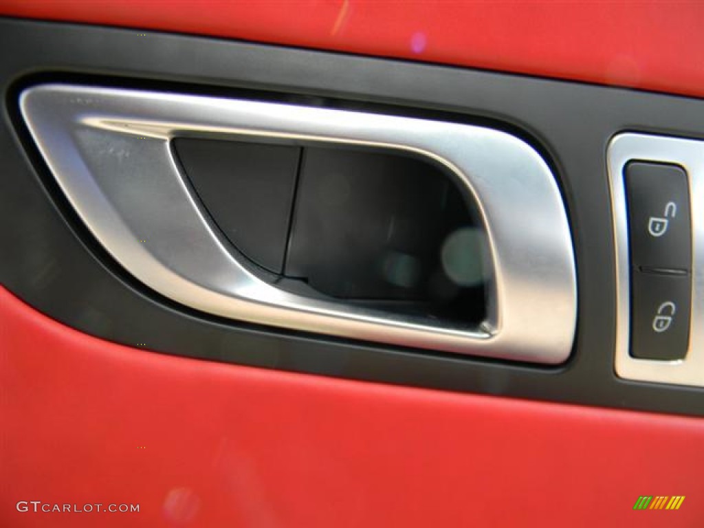 2011 SLS AMG - Iridium Silver Metallic / designo Classic Red photo #15